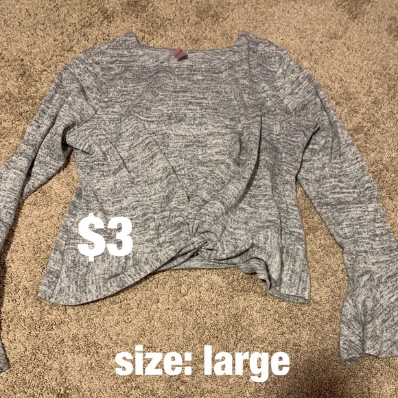 clothes - Picture 10 of 11